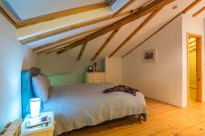 http://www.garmenhills.com/accommodation/en/room-sky/