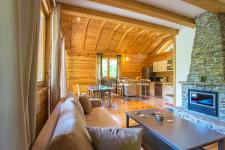 http://www.garmenhills.com/accommodation/en/the-green-view-chalet/
