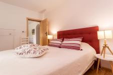 http://www.garmenhills.com/accommodation/en/the-greek-house-rooms-cleopatra-and-orpheus/