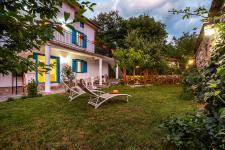 http://www.garmenhills.com/accommodation/en/
