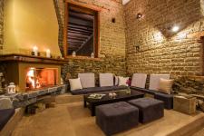 http://www.garmenhills.com/accommodation/en/house-room-sky/
