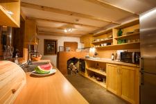 http://www.garmenhills.com/accommodation/en/house-room-tulip/